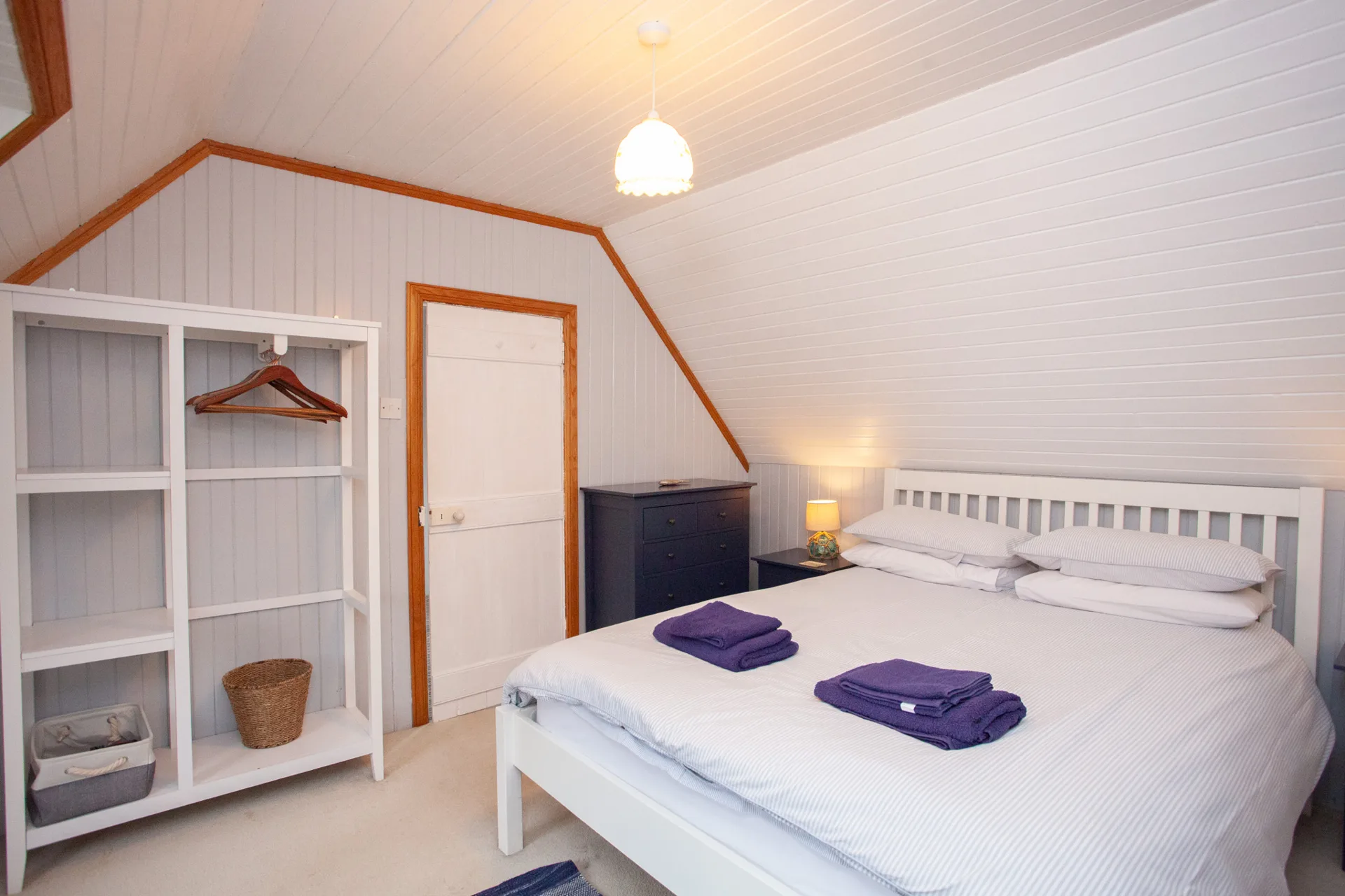 Glenview: Double bedroom