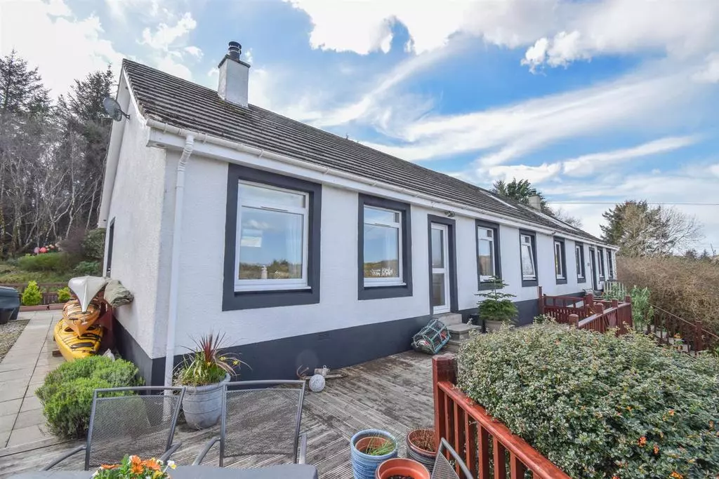 Quinaig: Exterior deck
